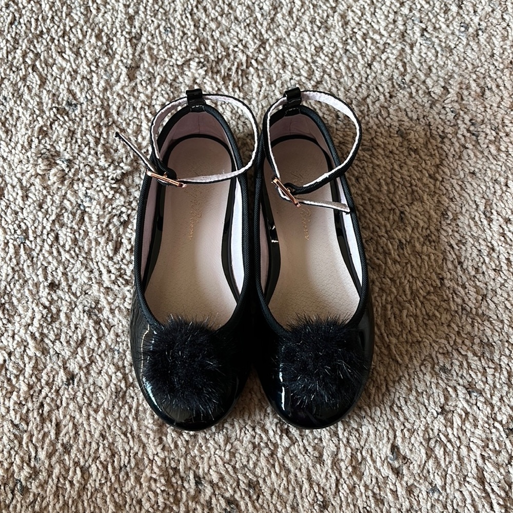 Ruby & Bloom Black patent leather shoe size 10